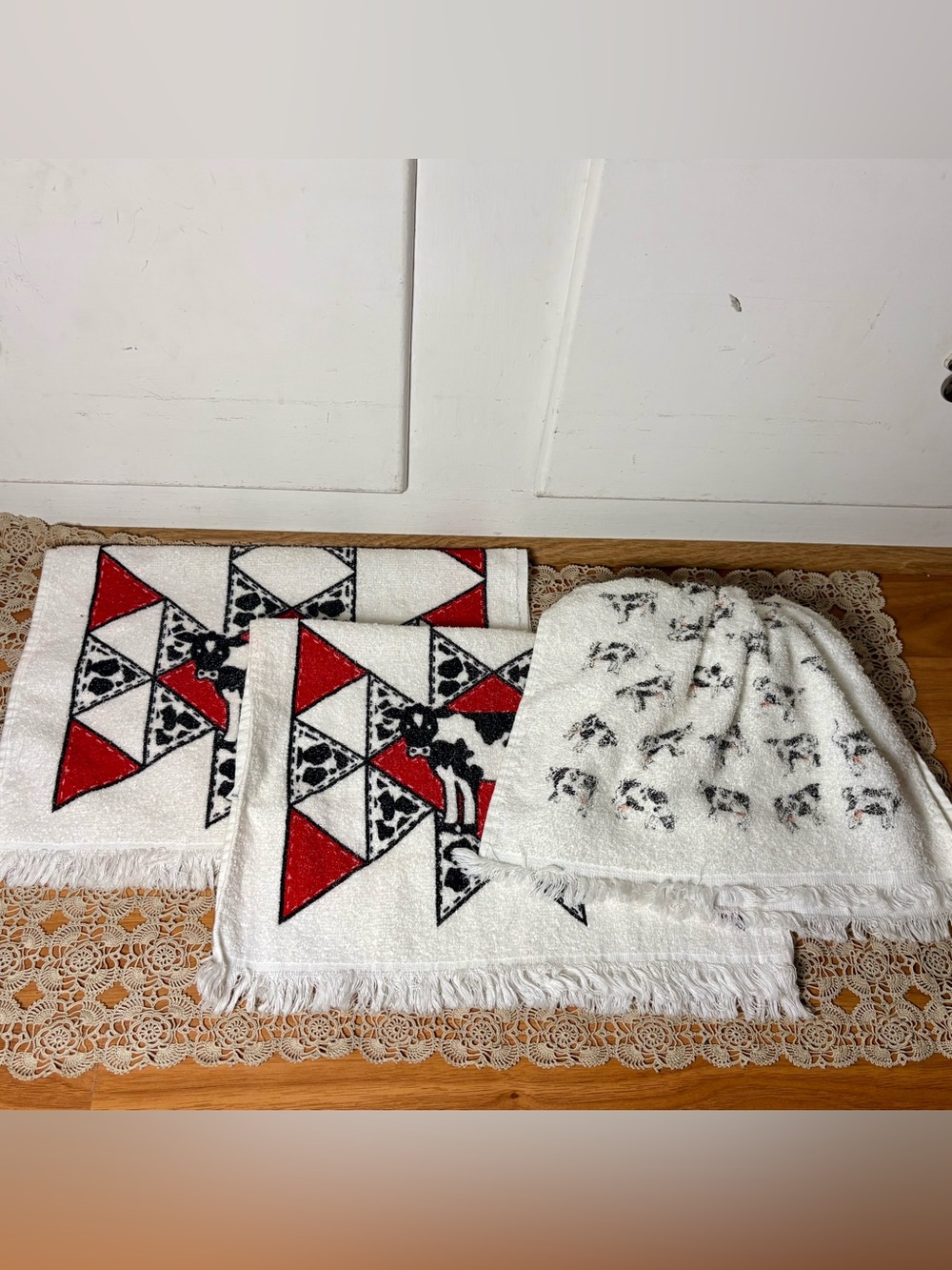 Vintage 80s/90s Cow Print Cotton Hand Kitchen Towels Set of Three